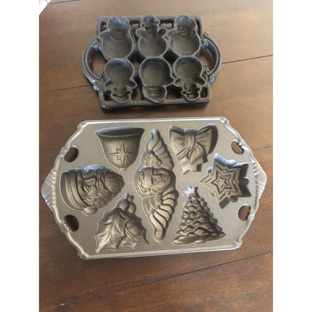2 John Wright Christmas Baking Mold Pans Cast Iron